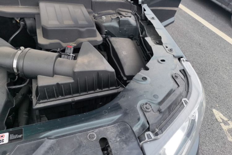Used Land Rover Freelander 2 2013 2.0T Si4 SE Gasoline Edition Engine Bay Left