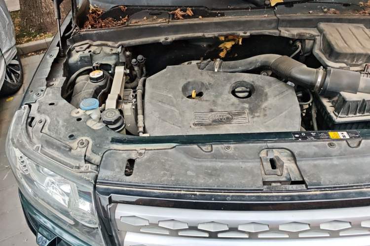 Used Land Rover Freelander 2 2013 2.0T Si4 SE Gasoline Edition Engine Bay Right