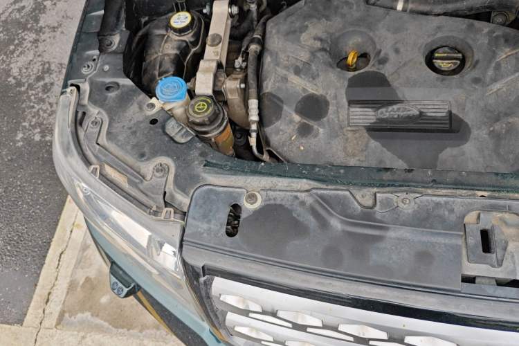 Used Land Rover Freelander 2 2013 2.0T Si4 SE Gasoline Edition Engine Bay Right
