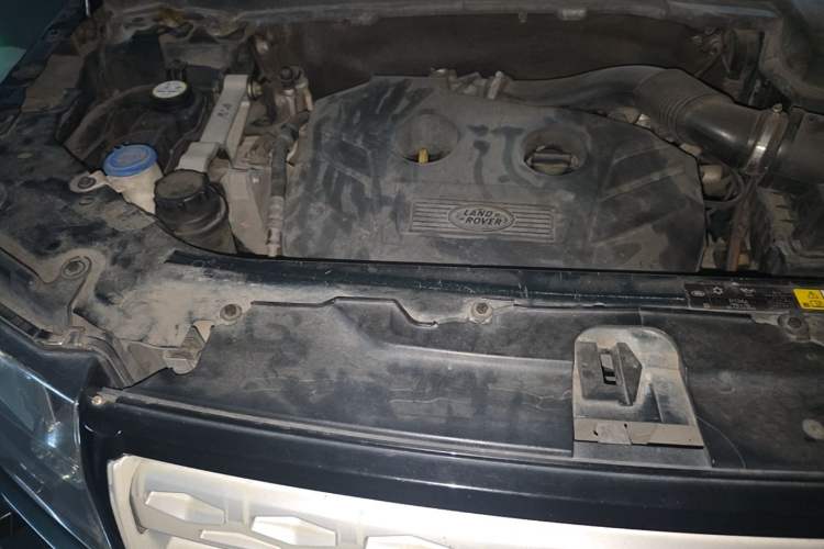Used Land Rover Freelander 2 2013 2.0T Si4 SE Gasoline Edition Engine Bay Right