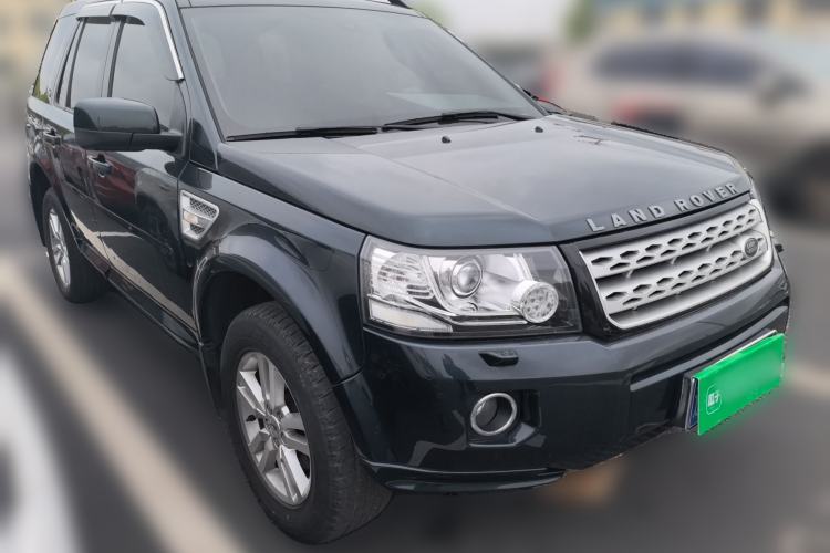 Used Land Rover Freelander 2 2013 2.0T Si4 SE Gasoline Edition Front Right 45 Deg