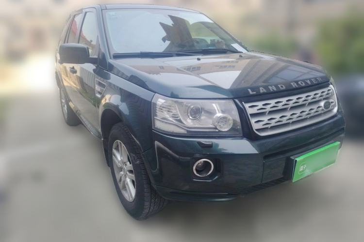 Used Land Rover Freelander 2 2013 2.0T Si4 SE Gasoline Edition Front Right 45 Deg