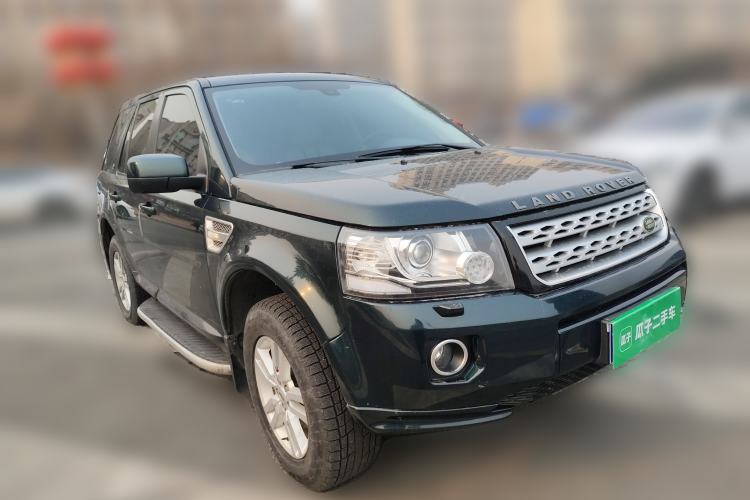 Used Land Rover Freelander 2 2013 2.0T Si4 SE Gasoline Edition Front Right 45 Deg
