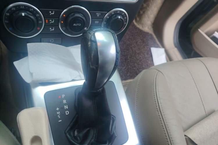 Used Land Rover Freelander 2 2013 2.0T Si4 SE Gasoline Edition Gear Lever