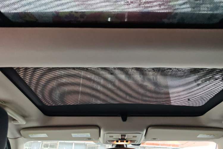 Used Land Rover Freelander 2 2013 2.0T Si4 SE Gasoline Edition Headliner