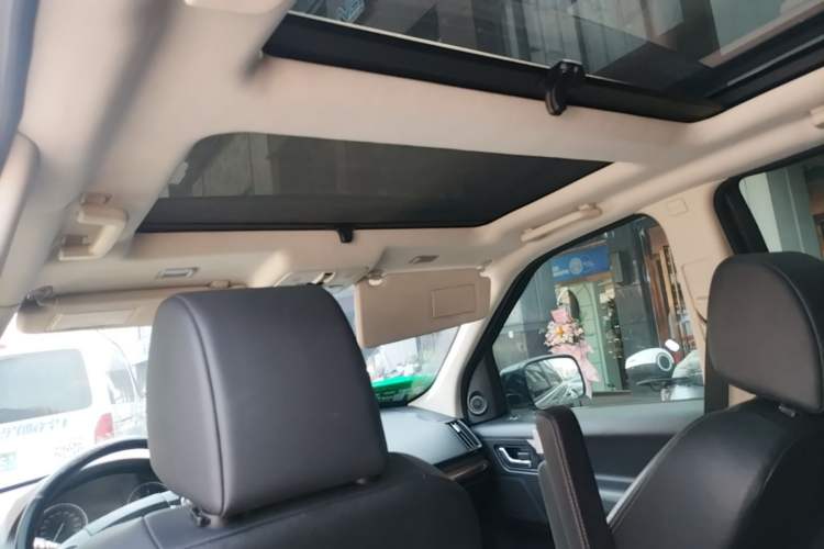 Used Land Rover Freelander 2 2013 2.2T SD4 SE Diesel Edition Headliner