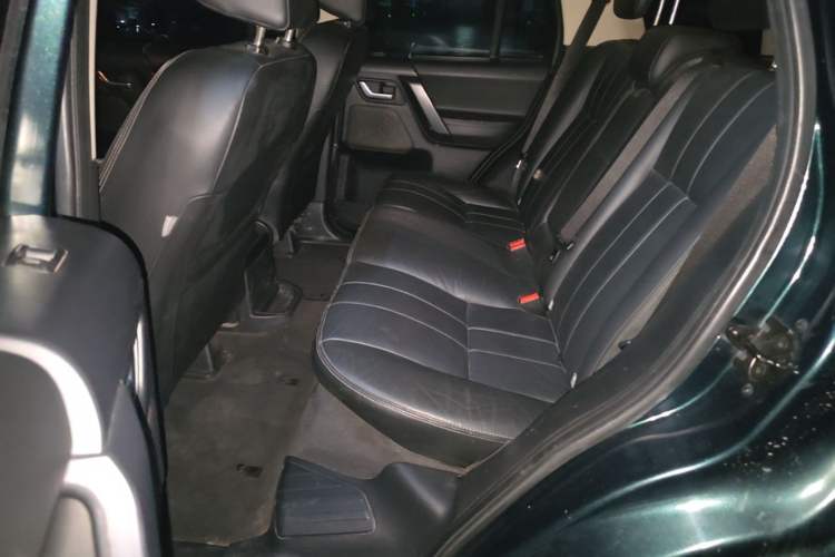 Used Land Rover Freelander 2 2013 2.0T Si4 SE Gasoline Edition Left Rear Seat