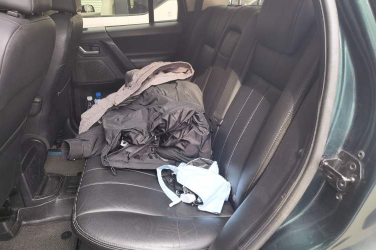 Used Land Rover Freelander 2 2013 2.2T SD4 SE Diesel Edition Left Rear Seat