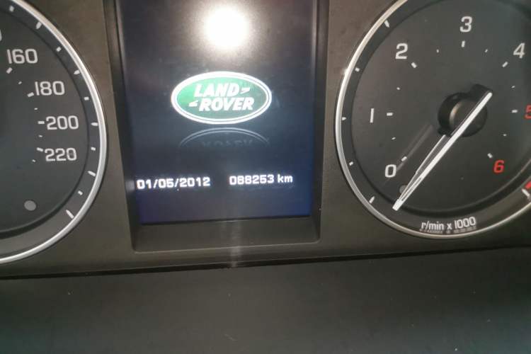Used Land Rover Freelander 2 2013 2.2T SD4 SE Diesel Edition Odometer Close Up