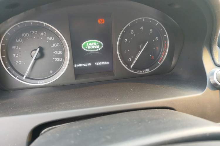 Used Land Rover Freelander 2 2013 2.0T Si4 SE Gasoline Edition Odometer Close Up