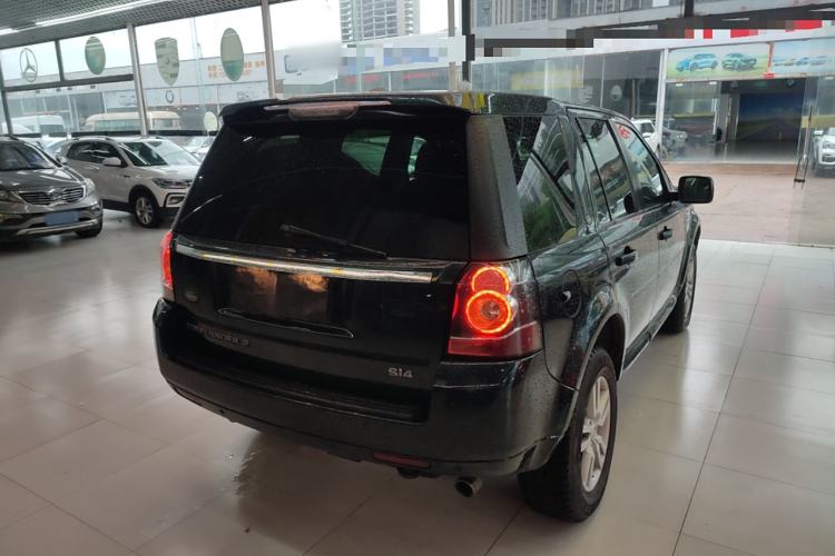 Used Land Rover Freelander 2 2013 2.0T Si4 SE Gasoline Edition Rear Right 45 Deg