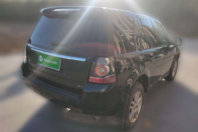 Used Land Rover Freelander 2 2013 2.0T Si4 SE Gasoline Edition Rear Right 45 Deg