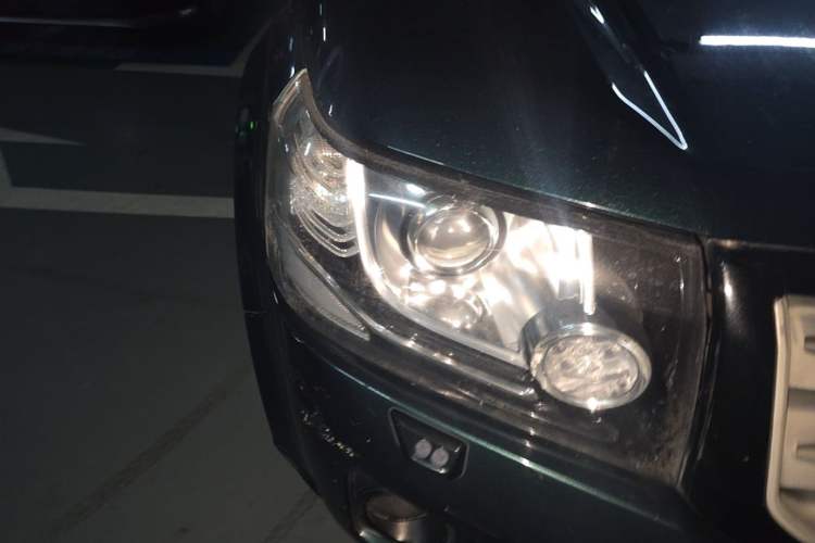 Used Land Rover Freelander 2 2013 2.0T Si4 SE Gasoline Edition Right Front Headlight