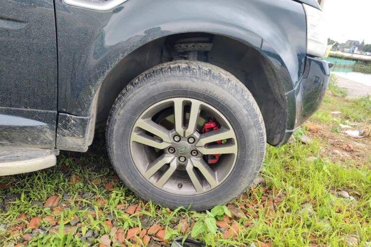 Used Land Rover Freelander 2 2013 2.2T SD4 SE Diesel Edition Right Front Wheel Hub