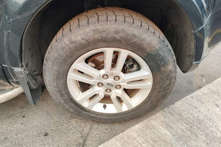 Used Land Rover Freelander 2 2013 2.0T Si4 SE Gasoline Edition Right Front Wheel Hub