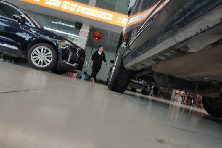 Used Land Rover Freelander 2 2013 2.0T Si4 SE Gasoline Edition Right Side Sill