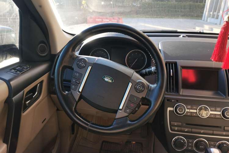 Used Land Rover Freelander 2 2013 2.0T Si4 SE Gasoline Edition Steering Wheel