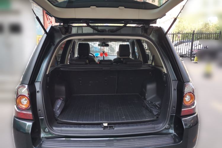 Used Land Rover Freelander 2 2013 2.0T Si4 SE Gasoline Edition Trunk
