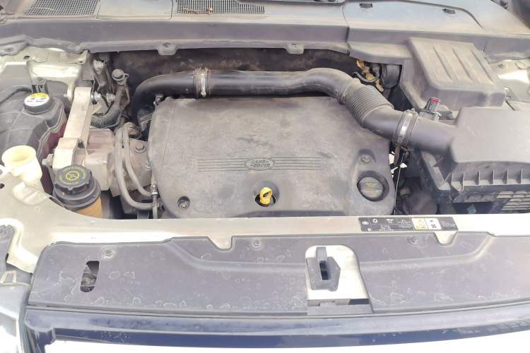 Used Land Rover Freelander 2 2013 2.2T SD4 SE Diesel Edition Engine Bay