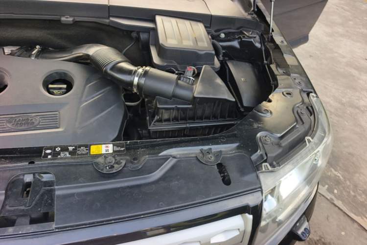 Used Land Rover Freelander 2 2013 2.0T Si4 SE Gasoline Edition Engine Bay Left