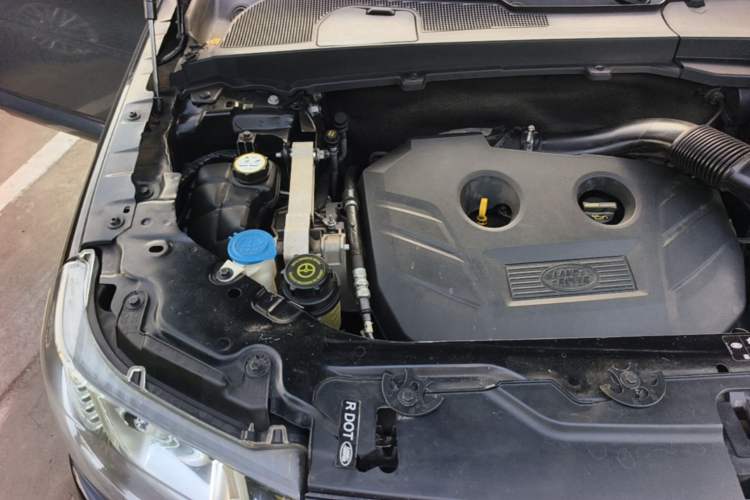Used Land Rover Freelander 2 2013 2.0T Si4 SE Gasoline Edition Engine Bay Right