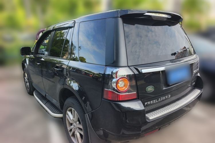 Used Land Rover Freelander 2 2013 2.0T Si4 SE Gasoline Edition Rear Left 45 Deg