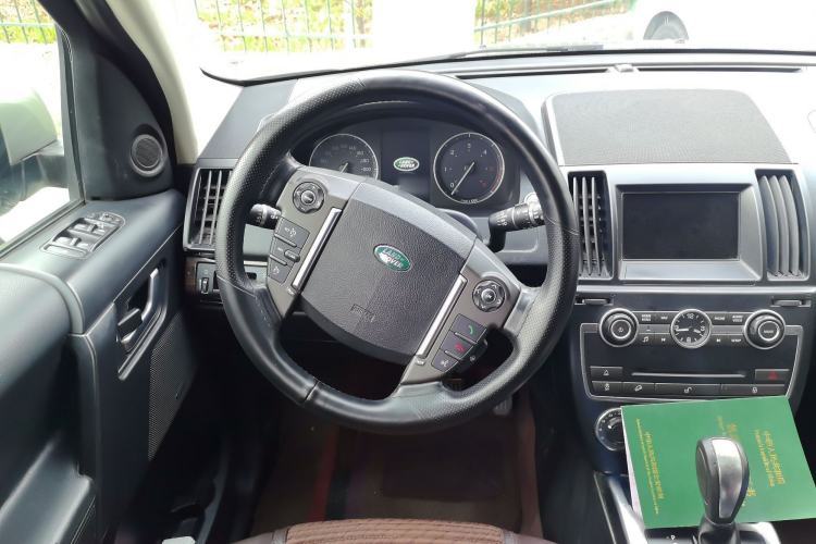Used Land Rover Freelander 2 2013 2.2T SD4 SE Diesel Edition Steering Wheel