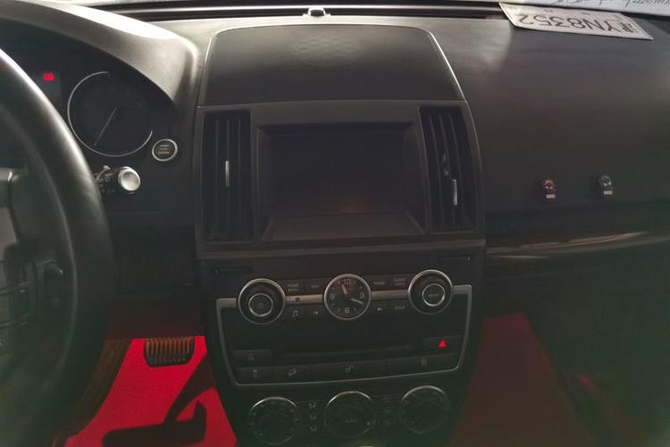 Used Land Rover Freelander 2 2013 2.0T Si4 SE Gasoline Edition Audio And AC Panel