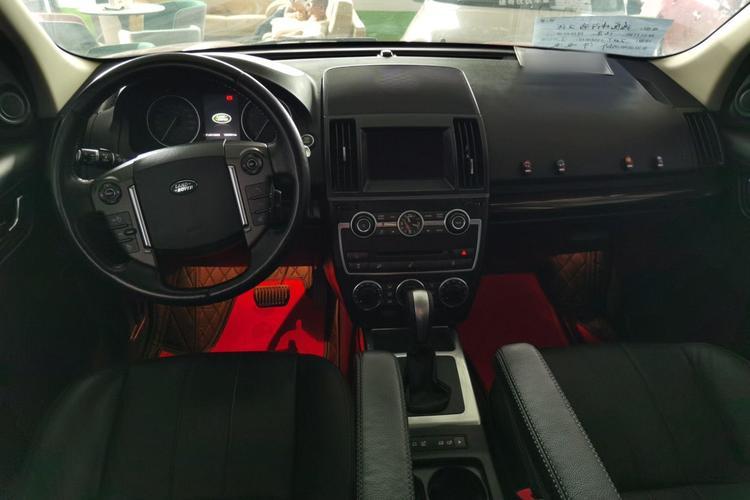 Used Land Rover Freelander 2 2013 2.0T Si4 SE Gasoline Edition Center Console