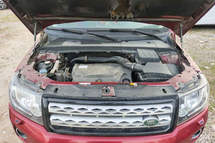 Used Land Rover Freelander 2 2013 2.2T SD4 SE Diesel Edition Engine Bay