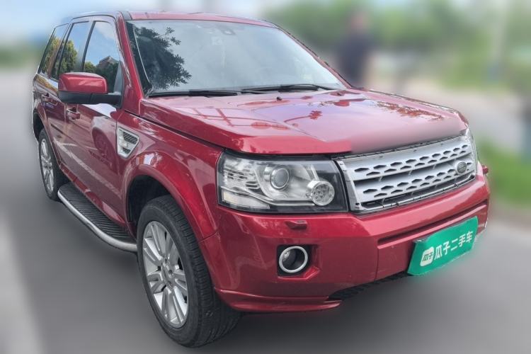 Used Land Rover Freelander 2 2013 2.0T Si4 SE Gasoline Edition Front Right 45 Deg
