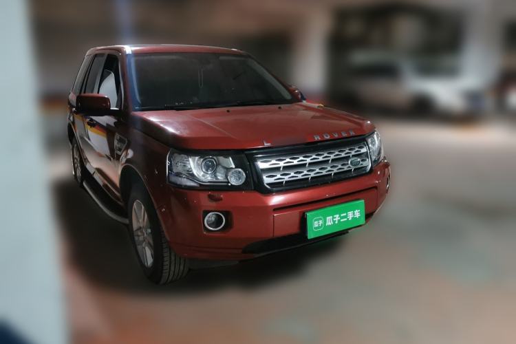 Used Land Rover Freelander 2 2013 2.2T SD4 SE Diesel Edition Front Right 45 Deg