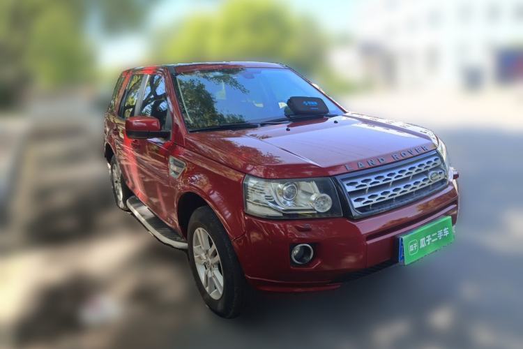 Used Land Rover Freelander 2 2013 2.0T Si4 SE Gasoline Edition Front Right 45 Deg