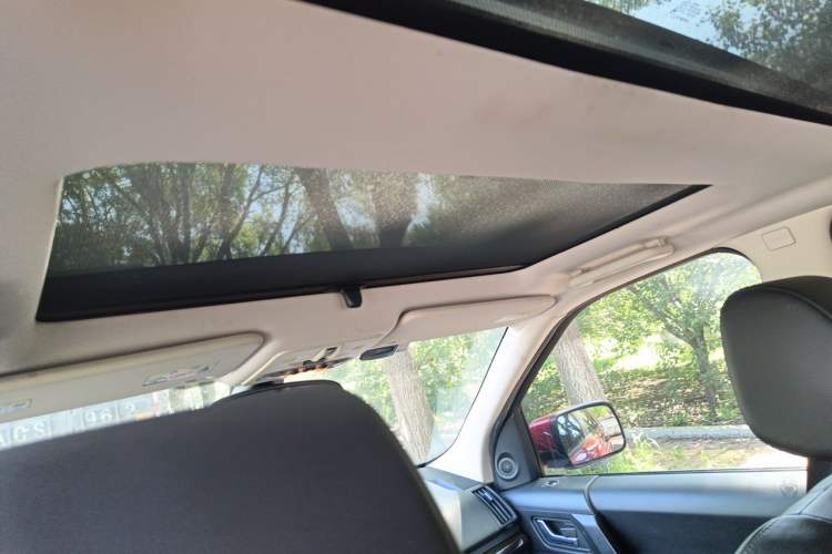 Used Land Rover Freelander 2 2013 2.0T Si4 SE Gasoline Edition Headliner