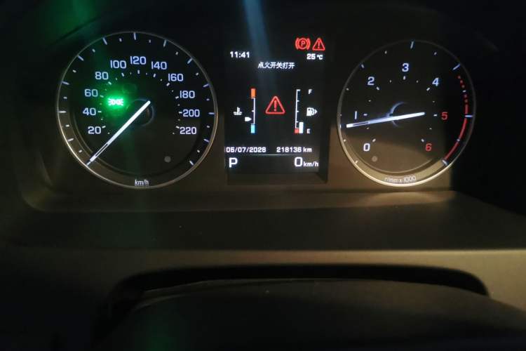 Used Land Rover Freelander 2 2013 2.2T SD4 SE Diesel Edition Odometer Close Up