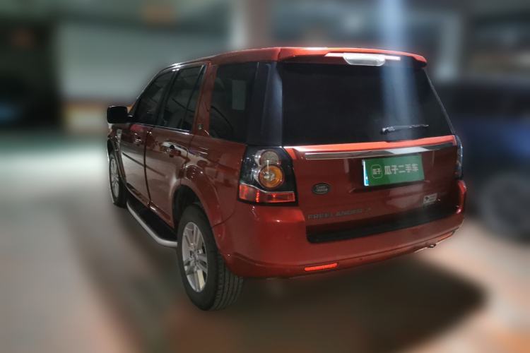 Used Land Rover Freelander 2 2013 2.2T SD4 SE Diesel Edition Rear Left 45 Deg
