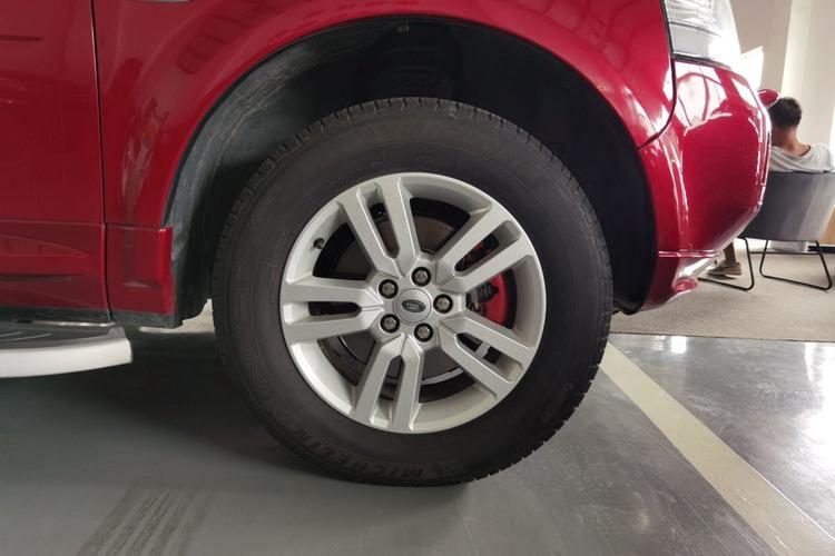 Used Land Rover Freelander 2 2013 2.0T Si4 SE Gasoline Edition Right Front Wheel Hub