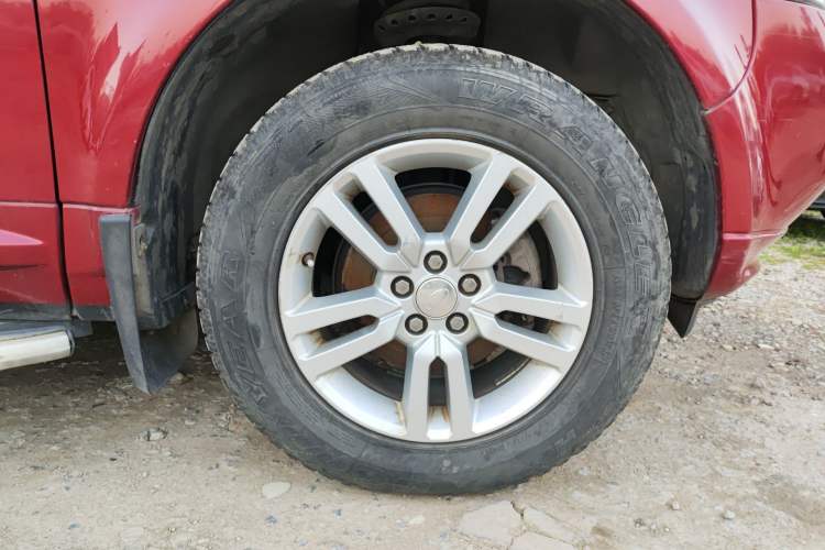 Used Land Rover Freelander 2 2013 2.2T SD4 SE Diesel Edition Right Front Wheel Hub