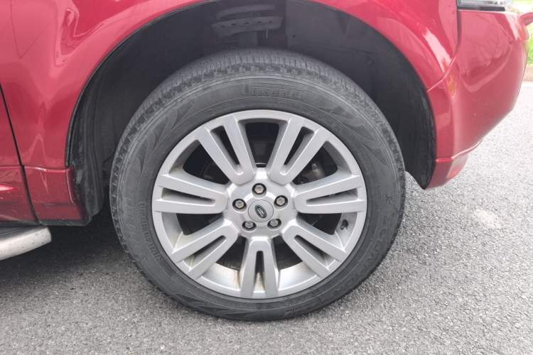 Used Land Rover Freelander 2 2013 2.0T Si4 SE Gasoline Edition Right Front Wheel Hub