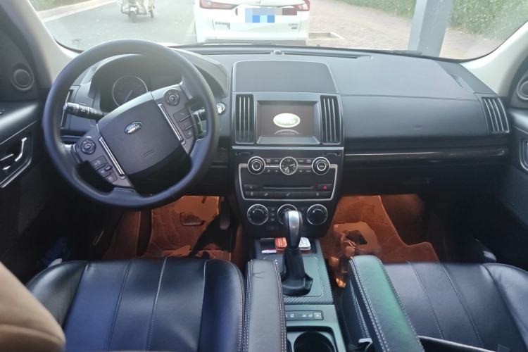 Used Land Rover Freelander 2 2013 2.2T SD4 SE Diesel Edition Center Console