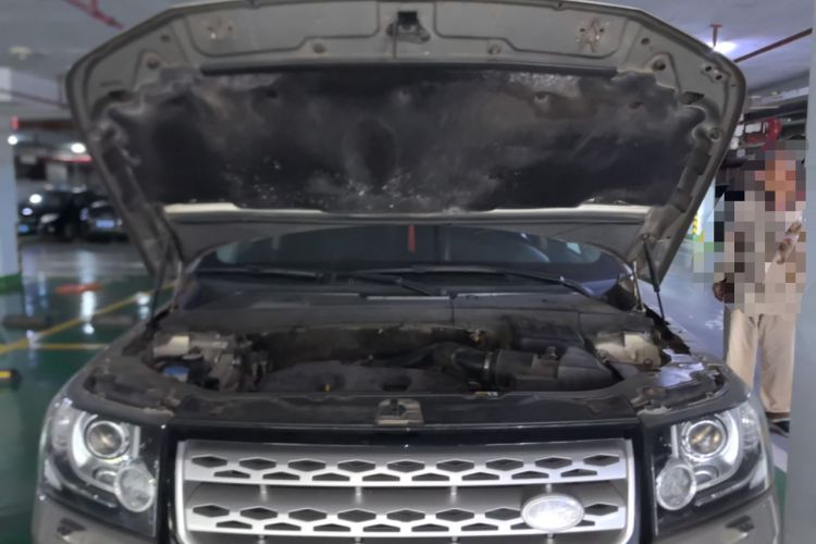 Used Land Rover Freelander 2 2013 2.0T Si4 SE Gasoline Edition Engine Bay