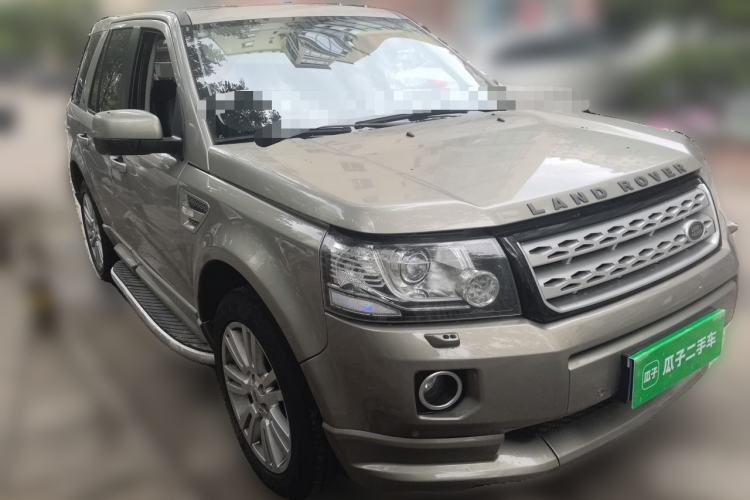 Used Land Rover Freelander 2 2013 2.0T Si4 SE Gasoline Edition Front Right 45 Deg
