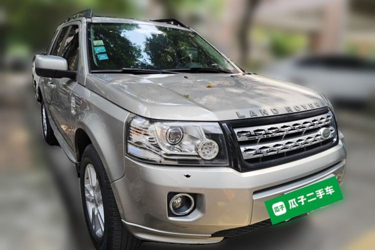 Used Land Rover Freelander 2 2013 2.0T Si4 SE Gasoline Edition Front Right 45 Deg