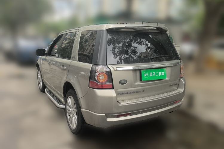 Used Land Rover Freelander 2 2013 2.0T Si4 SE Gasoline Edition Rear Left 45 Deg