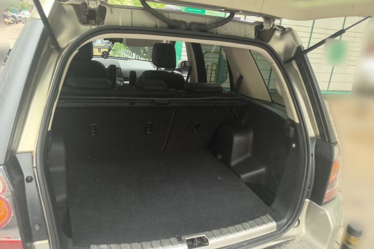 Used Land Rover Freelander 2 2013 2.0T Si4 SE Gasoline Edition Trunk