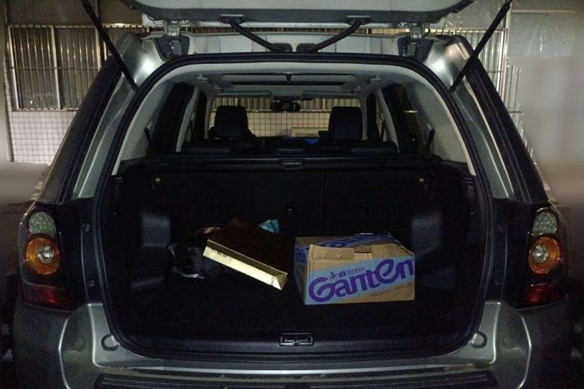 Used Land Rover Freelander 2 2013 2.0T Si4 SE Gasoline Edition Trunk