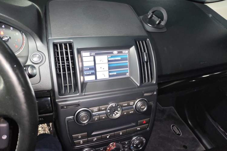 Used Land Rover Freelander 2 2013 2.0T Si4 HSE Gasoline Version Audio And AC Panel