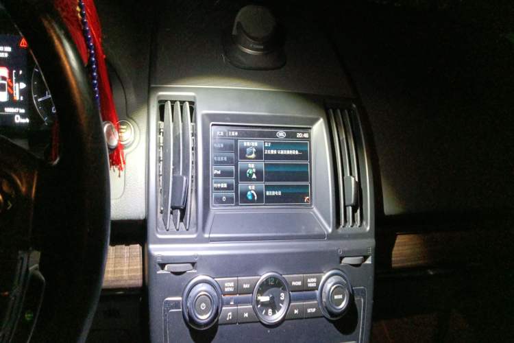 Used Land Rover Freelander 2 2013 2.0T Si4 SE Gasoline Edition Audio And AC Panel