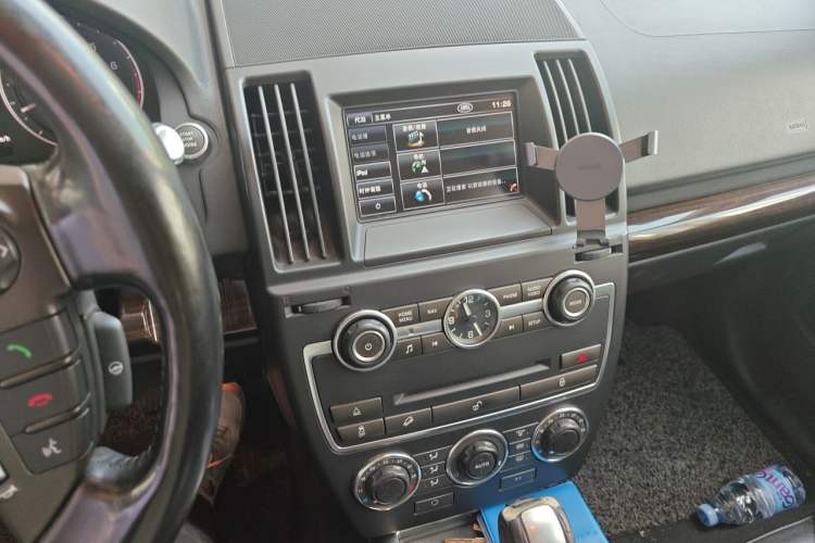 Used Land Rover Freelander 2 2013 2.0T Si4 SE Gasoline Edition Audio And AC Panel