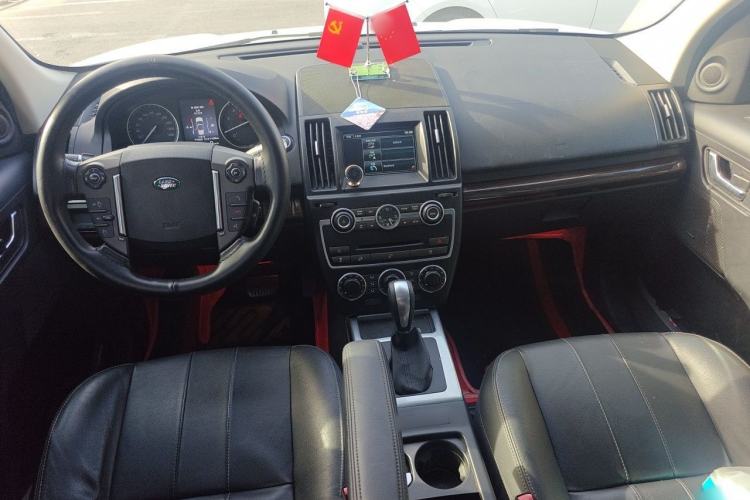 Used Land Rover Freelander 2 2013 2.0T Si4 SE Gasoline Edition Center Console